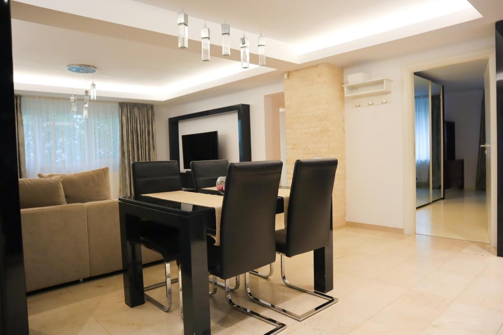 Central Apartament Bulevardul Decebal Bucarest Esterno foto