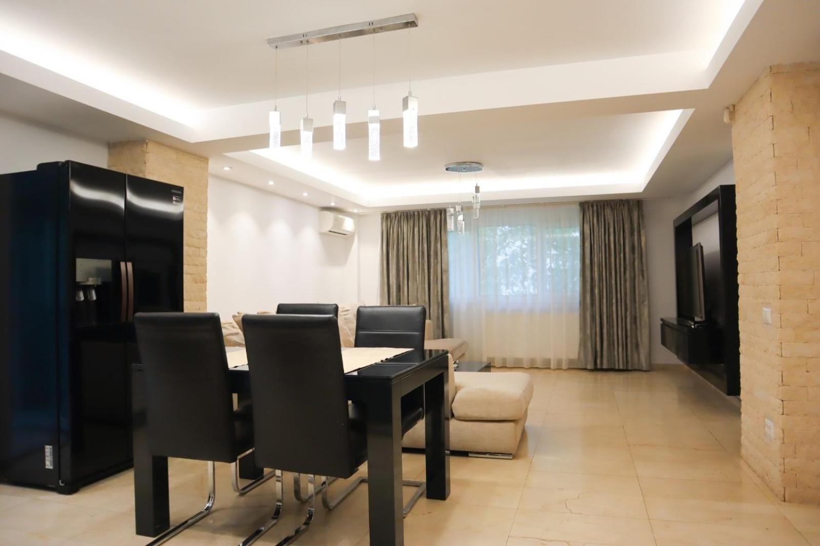 Central Apartament Bulevardul Decebal Bucarest Esterno foto